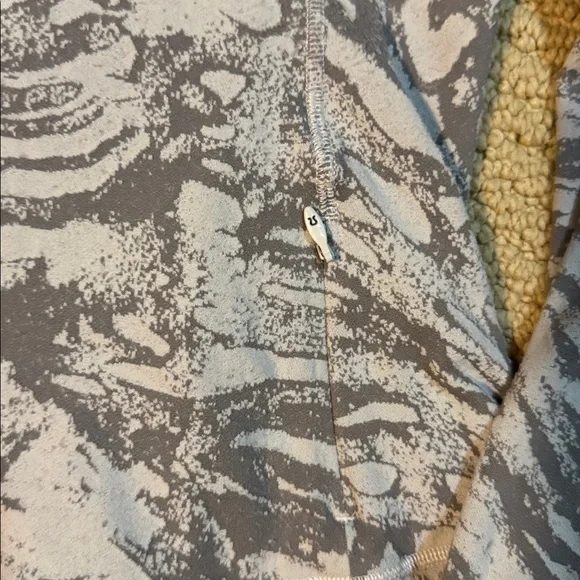 Rulu top - Picture 2 of 2